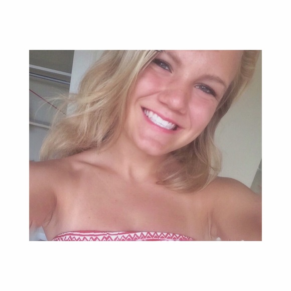 Meet your Posher, Macy