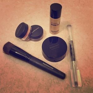 Bare Minerals Beauty Bundle