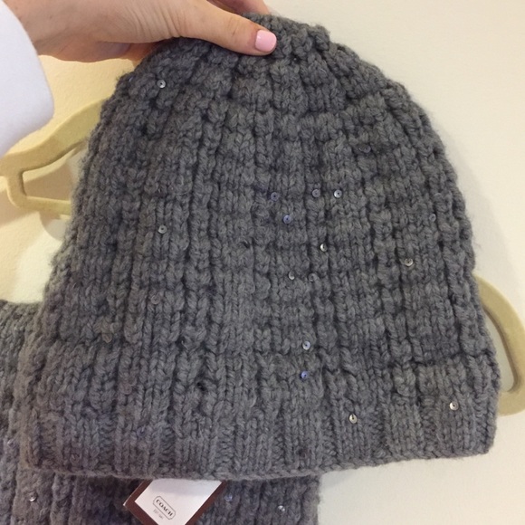 Coach Scarf and Hat set - Picture 3 of 3