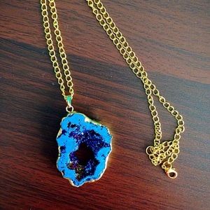 Dark blue agate Quartz Crystal Druzy in 14k gold