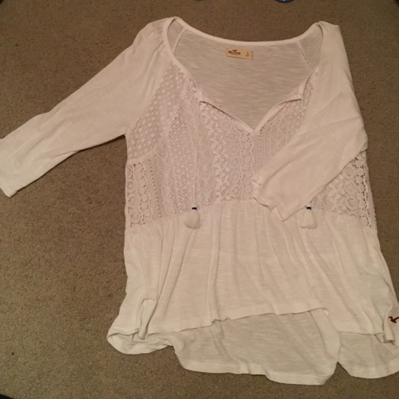 Hollister Tops - White hollister shirt