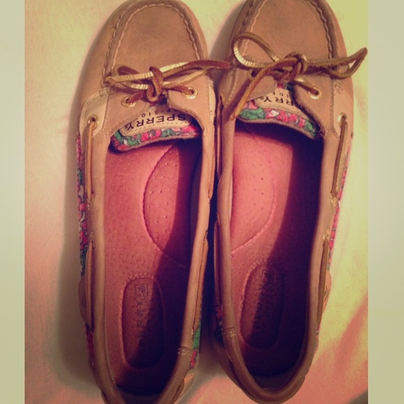 REDUCED PRICE sperrys