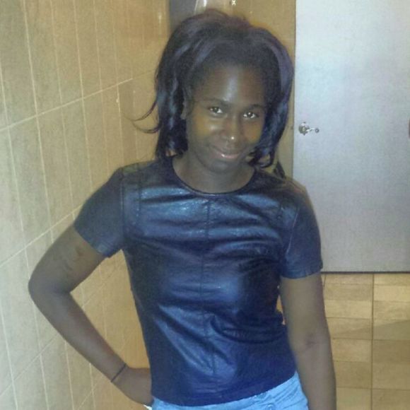 Meet your Posher, Tiffany - Picture 1 of 1