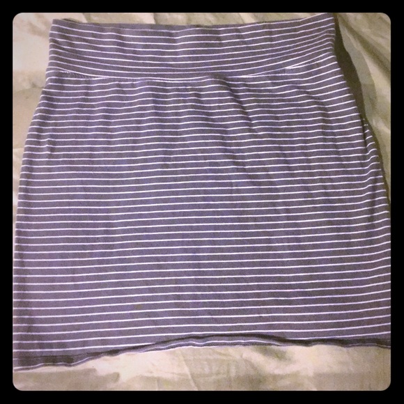 American Eagle Body-con Pencil Skirt