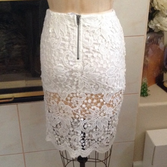LF Lace Overlay Midi Skirt - Picture 3 of 3