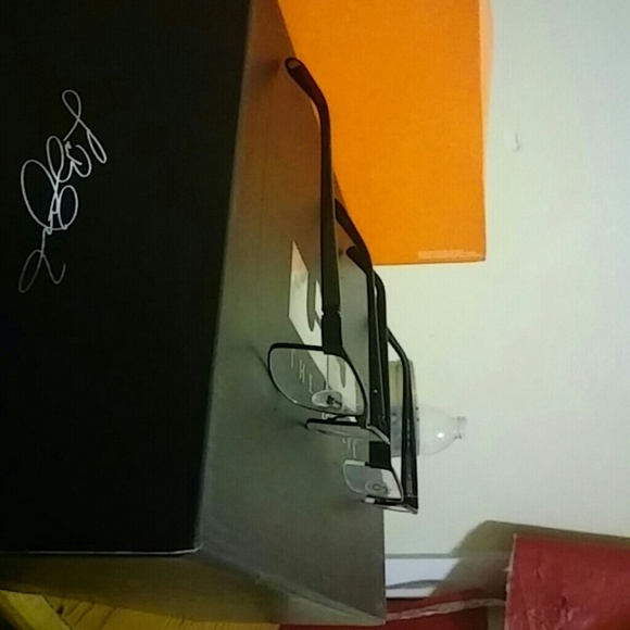 Eye glasses - Picture 3 of 3