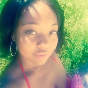 Meet your Posher, Tiffany