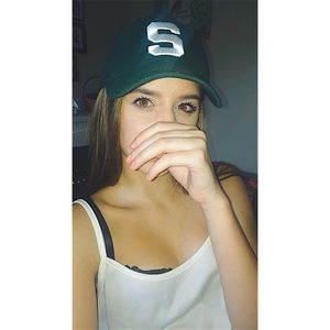 Meet your Posher, Miranda