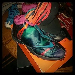 The gloves
