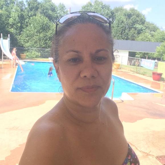 Meet your Posher, Lisa-evangeline - Picture 1 of 1