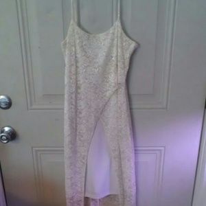 White dress w/lace backdrop