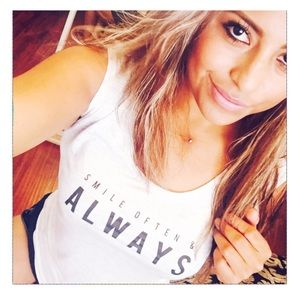 Meet your Posher, Cecilia