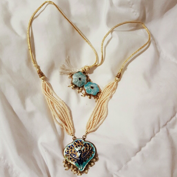 Two Sided!! Peacock Necklace and Earrings