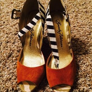 NWOT Suede and stripe patterned peep toe heels