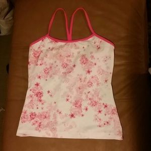 Nwot Lulu cherry blossom workout tank