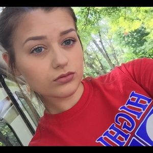 Meet your Posher, Mya