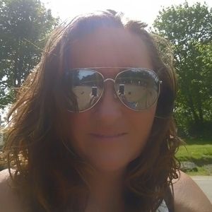 Meet your Posher, Cassandra