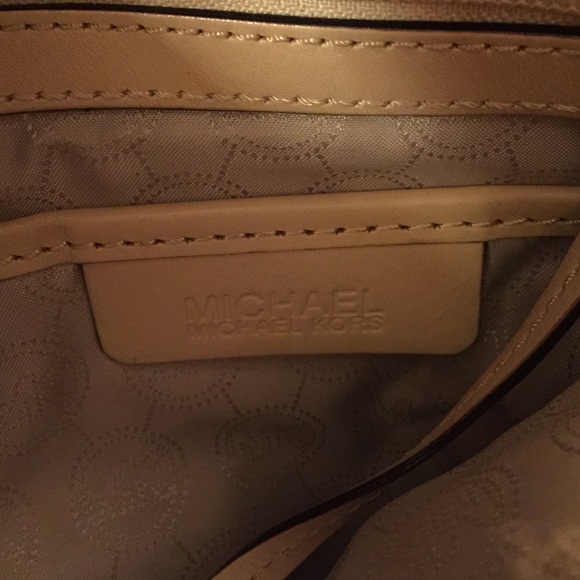 Authentic Michael Kors Gold Bag! Trade for black! - Picture 4 of 4