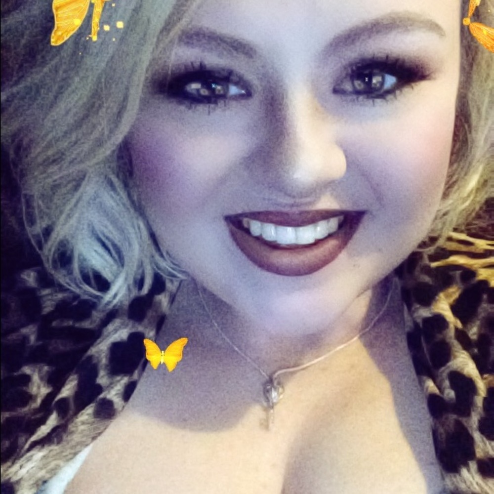 Meet your Posher, Cassie