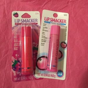 Lip smackers