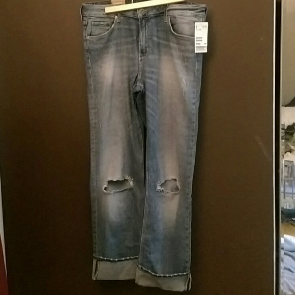 Brand New H&M boyfriend distressed jeans 33/32
