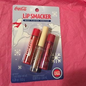 Lip smackers