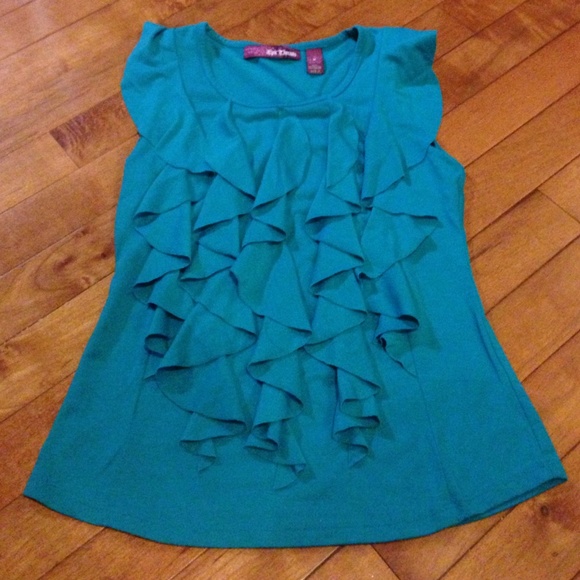 Ruffled Top - Picture 1 of 4