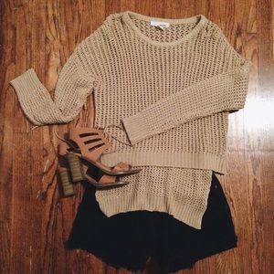 NUDE KNIT SWEATER.
