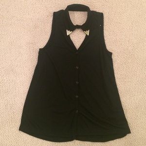 Urban Outfitters | Cut-Out Collar Tank
