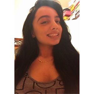 Meet your Posher, Isabela