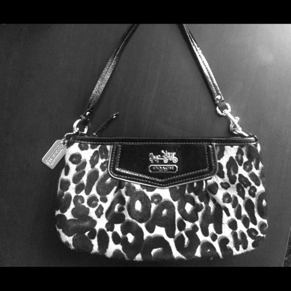 Authentic Coach rare Ocelot large wristlet!(: - Picture 1 of 3