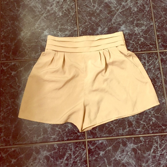 high waisted shorts!