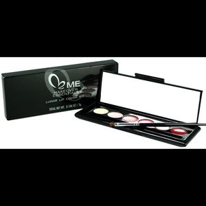 Brand New Lip Gloss Palette