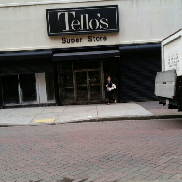 Meet Your Posher! - Picture 2 of 3