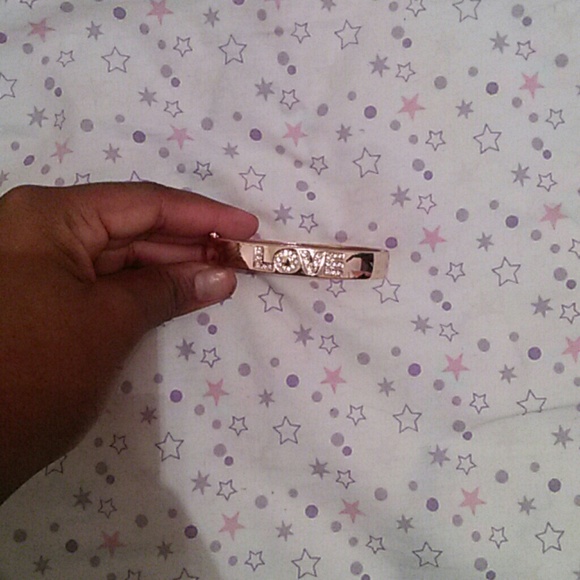 Watch - Picture 2 of 3