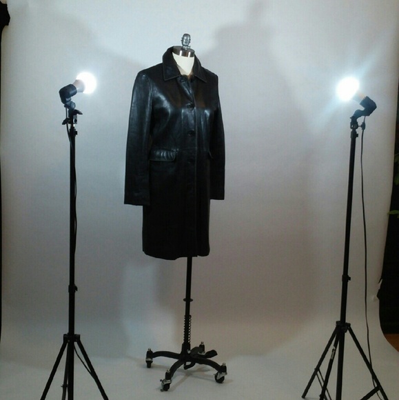 MEET YOUR POSHER! - Picture 4 of 4