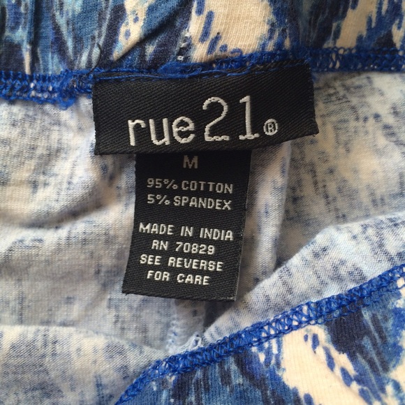 Blue chevron leggings! - Picture 2 of 3