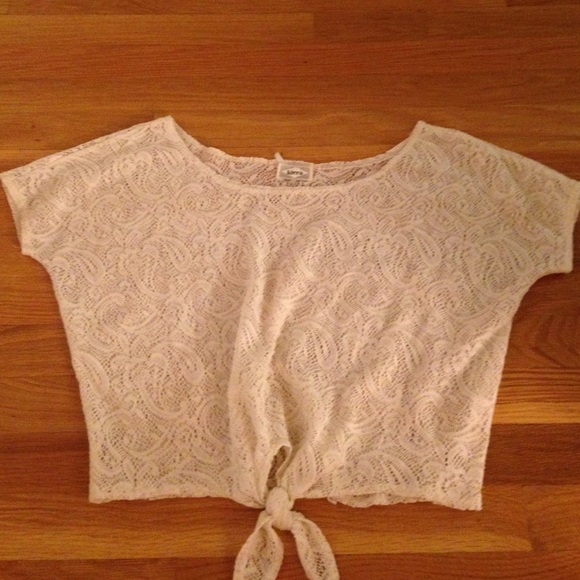 Shortsleeve crochet top