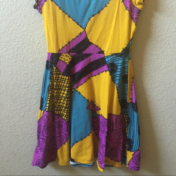 🚫SOLD🚫Nightmare Before Christmas Dress - Picture 2 of 2