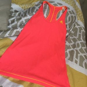 Adidas Tank Size M like new