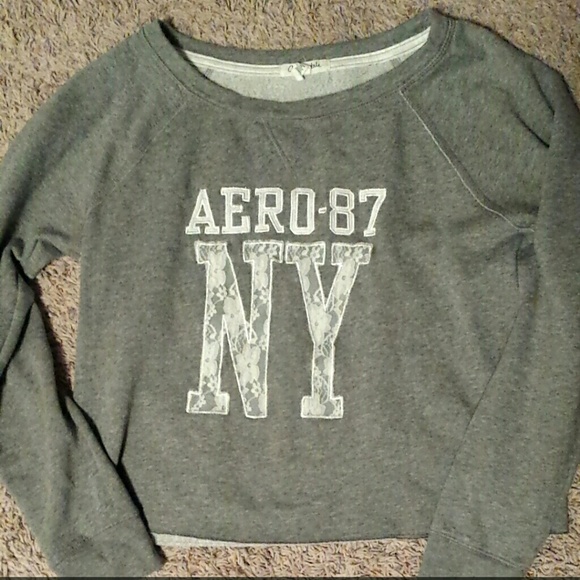 Aero crop sweater