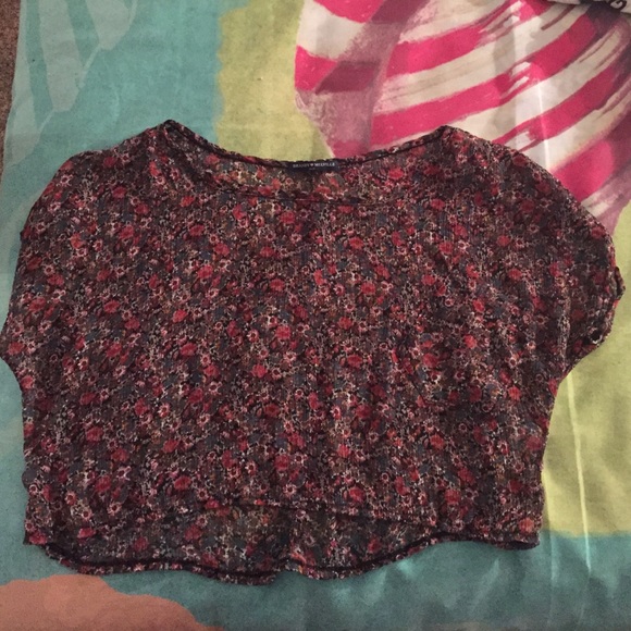 Brandy Melville Crop Top