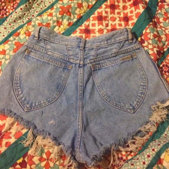 High wasted jean shorts - Picture 2 of 4