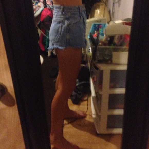 High wasted jean shorts - Picture 4 of 4