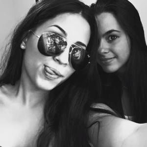 Meet your Posher, Angely