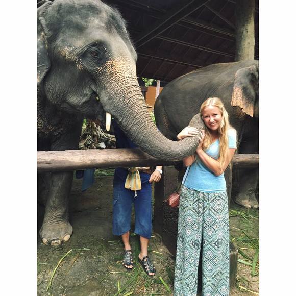 Meet your Posher, Ellen