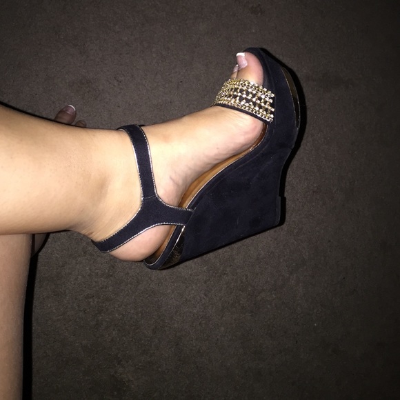 heels - Picture 4 of 4
