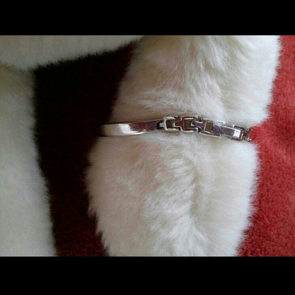 🍁Purple Clover Silver Bracelet🍁 - Picture 3 of 3