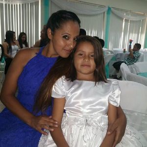 Meet your Posher, Elizabeth