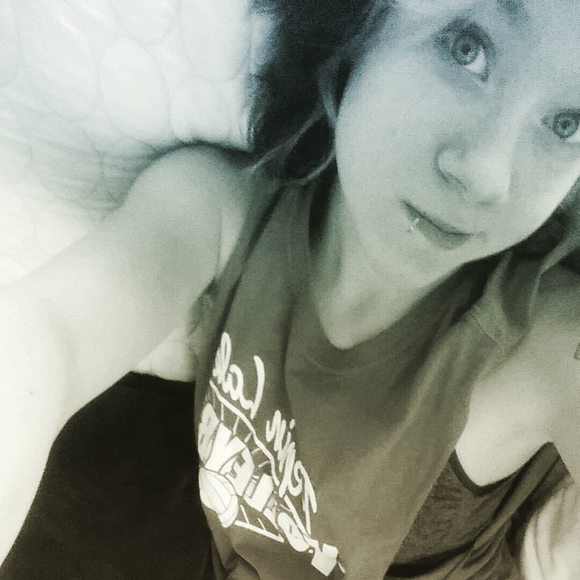 Meet your Posher, Lexi - Picture 1 of 1